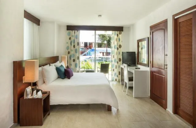All Inclusive Grand Paradise Playa Dorada Room